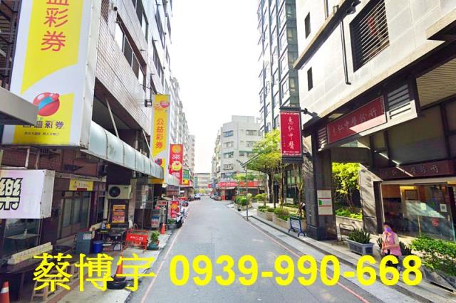 潭子區慶懋巨鎮樓店面