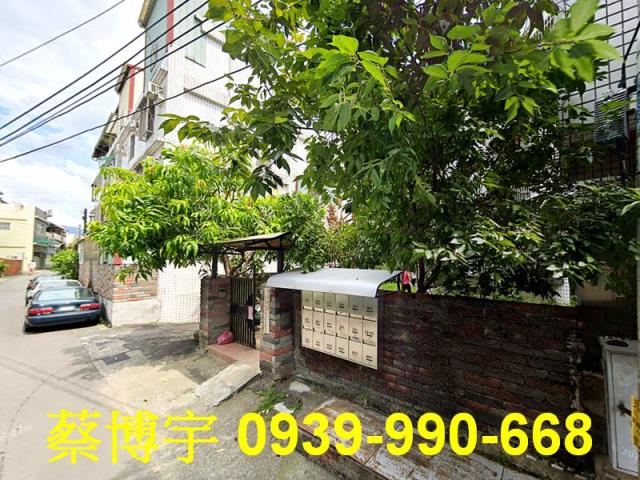 大里中興路法拍屋透天
