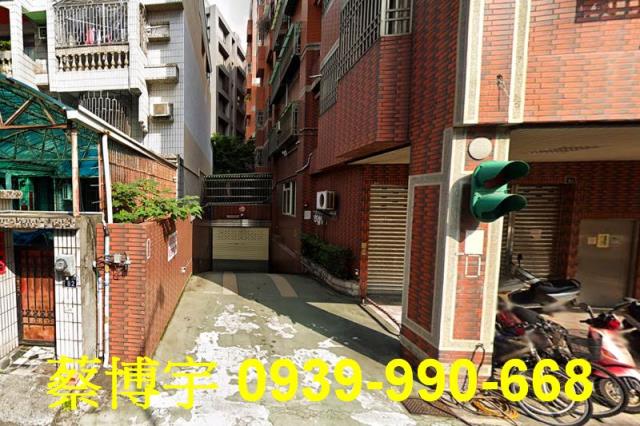 西屯區偉鉅精誠法拍屋