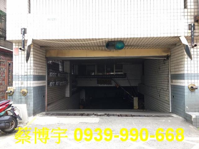 大里公教街泉福藝術家